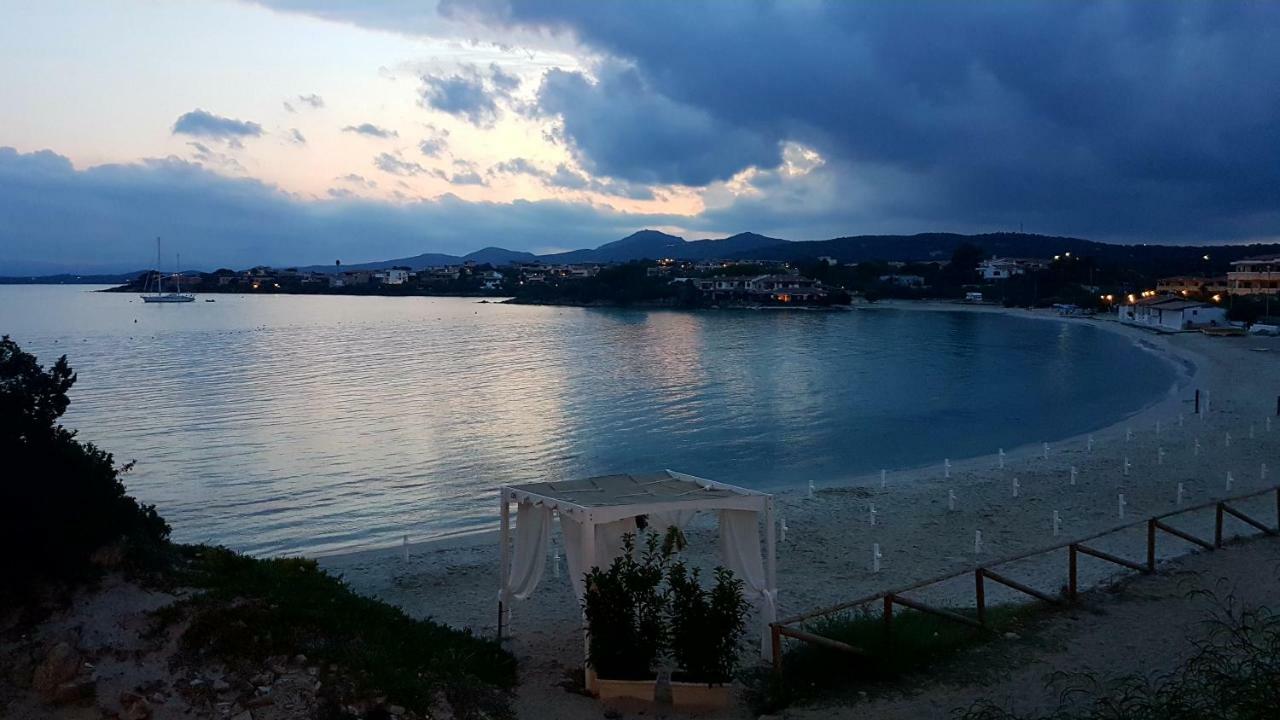 Appartamento Delfini Sul Mare Гольфо-Аранчи Экстерьер фото